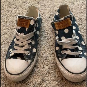 Polka dot converse